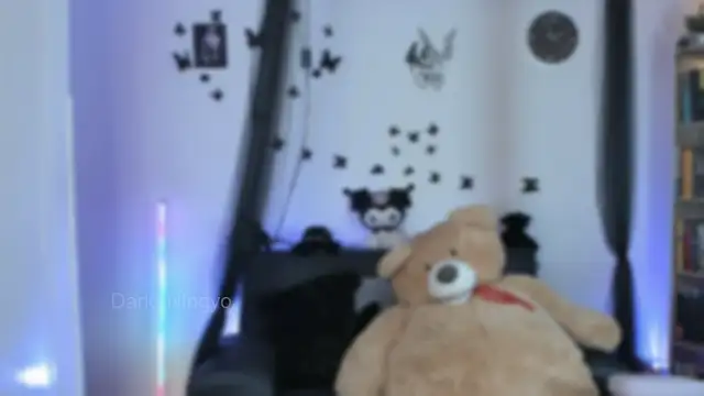 Dark_ningyo1 webcam