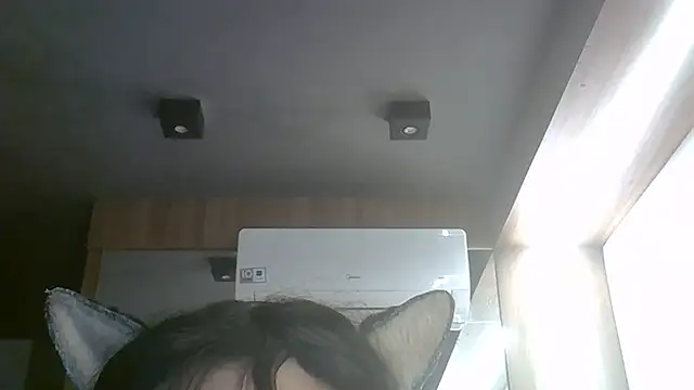 SkinnyKitten webcam
