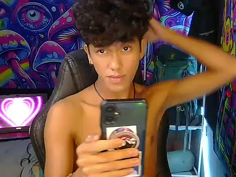 hugekenbigcock webcam