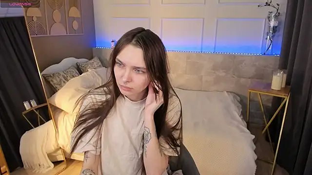 ChloeSunny webcam