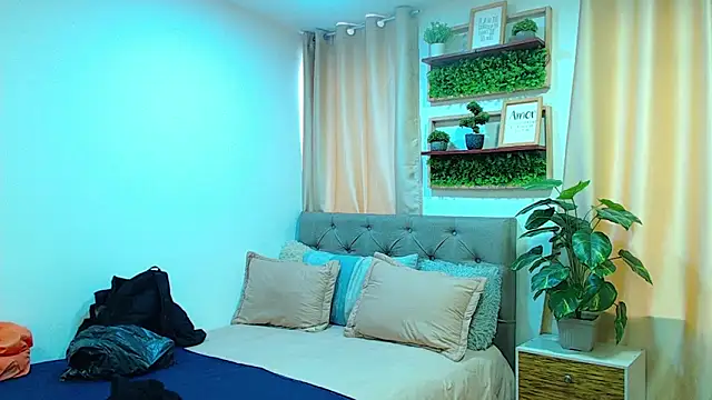 sasi_luna webcam