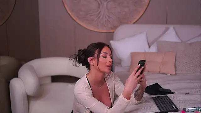 OliviaNoirr
