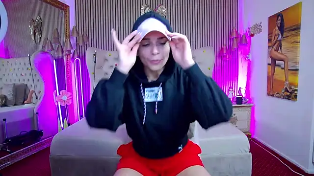 PlayfulShow webcam