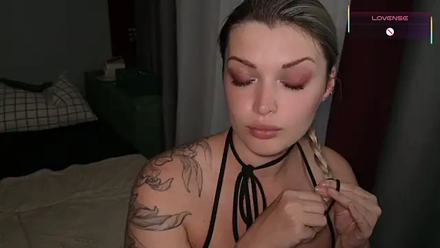 LadyDiLancaster webcam