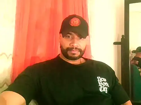 musclehetero webcam