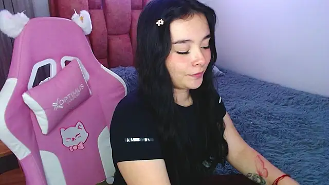 Nahia_Brm webcam