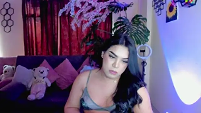 linda_zaam83866 webcam