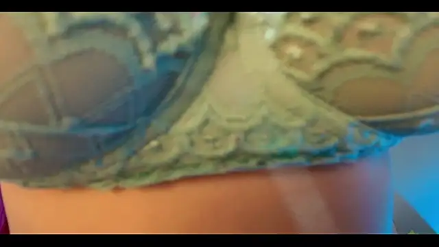 AnnaliOlsenX webcam