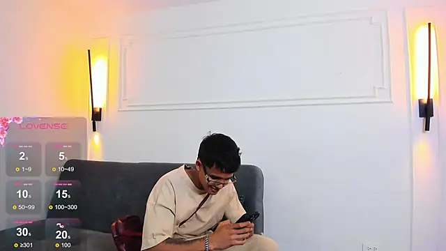 Paradise_boy_s webcam