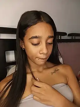 Zoe_Sweett18 webcam