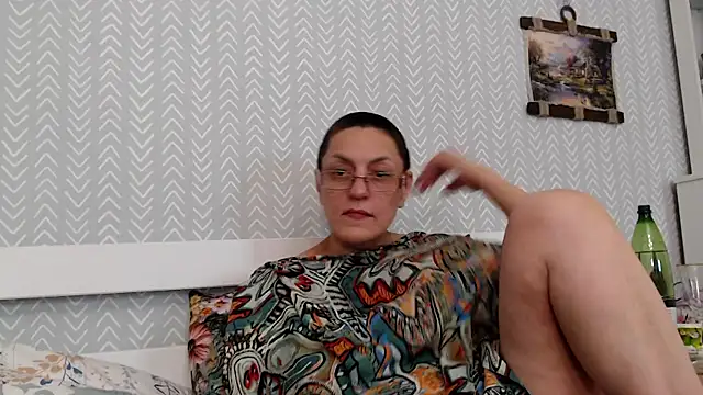 BloomingAllure webcam