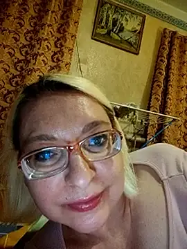 VikaKing webcam