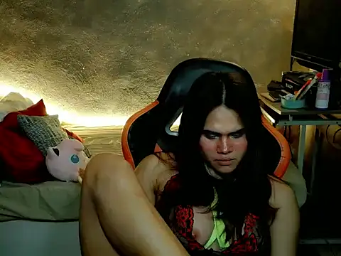 YllanaAltheaXxX webcam