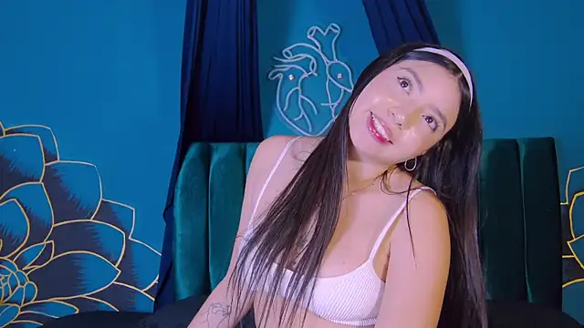 Kamie_Dolce webcam