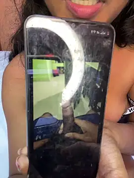 2001girl webcam