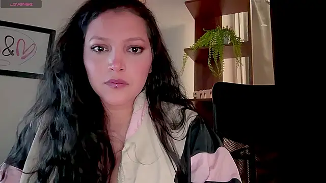 MarcellaGriffin webcam