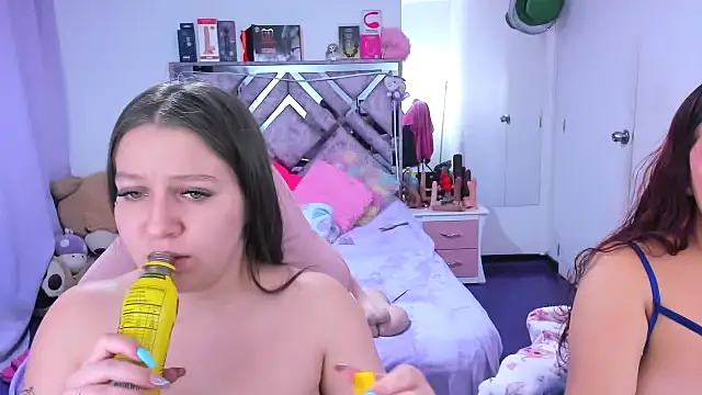 Luna_Analya webcam