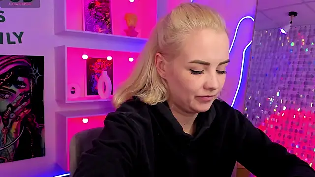 StephanieSweety webcam