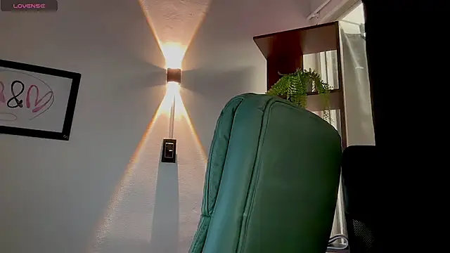 MarcellaGriffin webcam