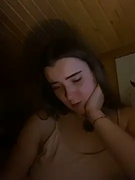 mewKate webcam