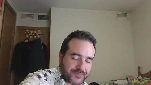 curiosillo83 webcam