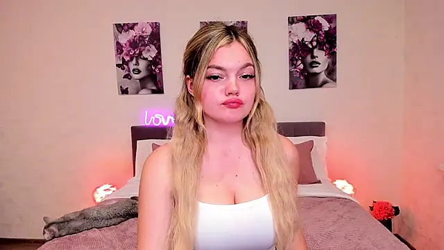 ZaraBloom webcam