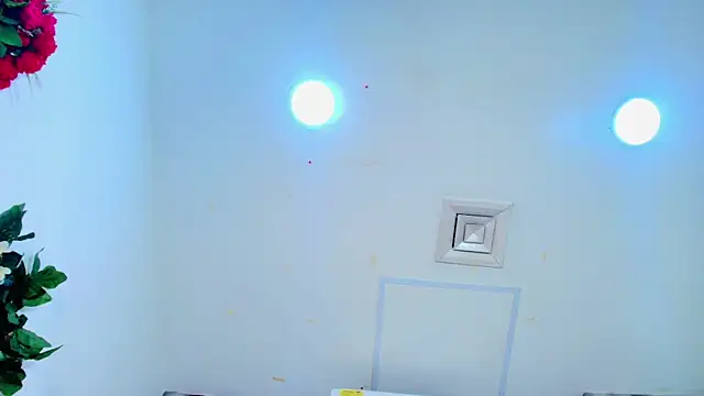 lil_miia webcam