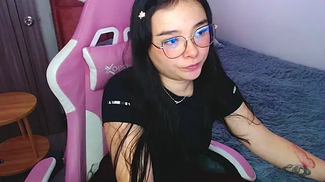 Nahia_Brm webcam