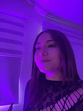 PrettyAmber live cam
