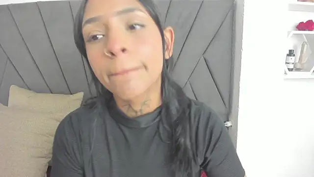 LesliePetit webcam