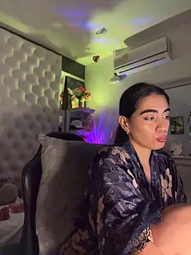 ZarahEvans webcam
