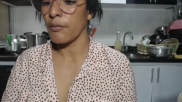 kateleyagrey webcam