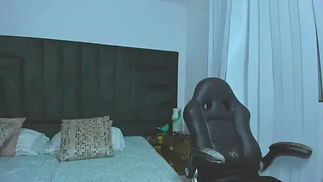AfroditaVega_ webcam