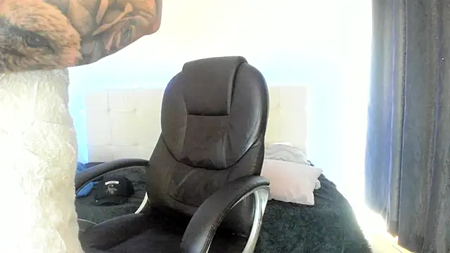 Teilor_Creed webcam