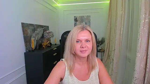 AgathaKlouin webcam