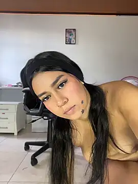 ALANAH_KITTY webcam