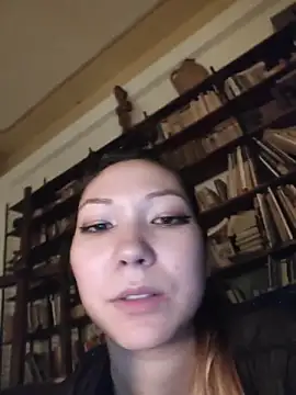 LoveFoxyQueen webcam
