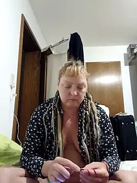 LiluLiluLilu webcam