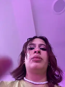 steffmontespink18 big booty cam girl