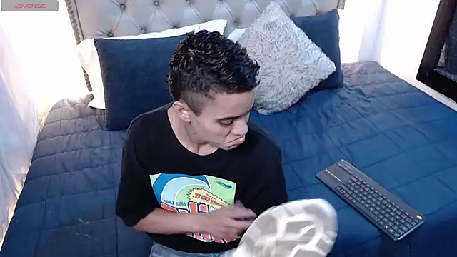 Liiamthompson webcam