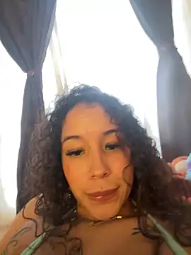 MarieLeon webcam
