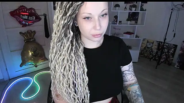 HoneySallyMoore webcam