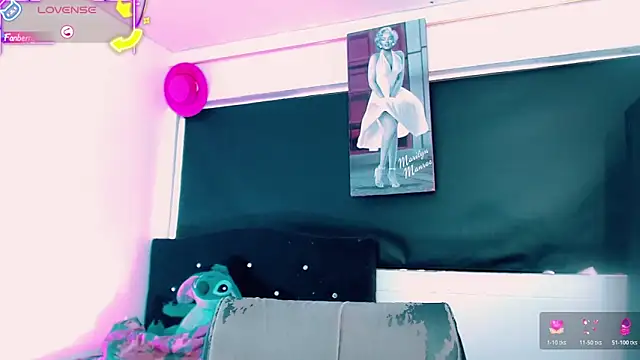 Kendall_hornyy webcam