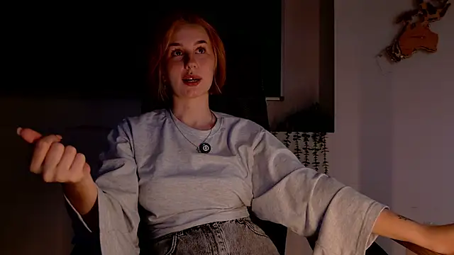 ClaireMathis webcam