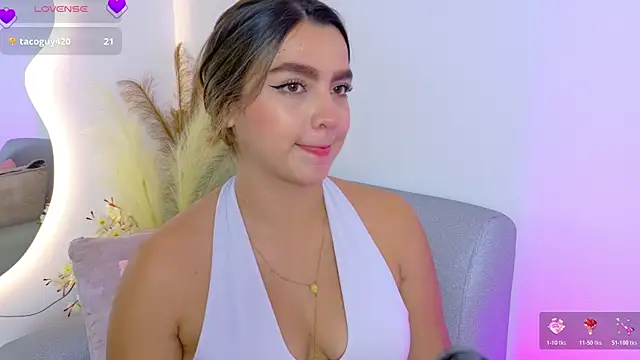 Ambar_Carter webcam