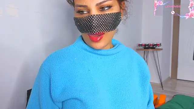 Beybi_Latina webcam