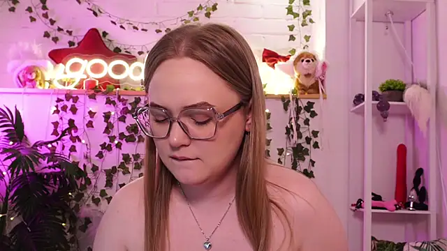 MonicaAsis webcam