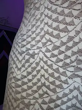 fiorellabossh_ - FiorellaBossh_'s free webcam - UK Sex Cams