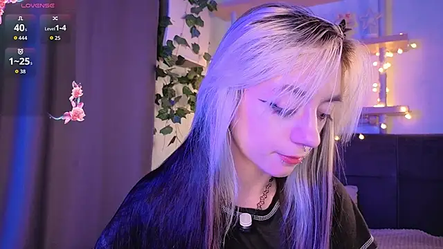 TristaRoht webcam