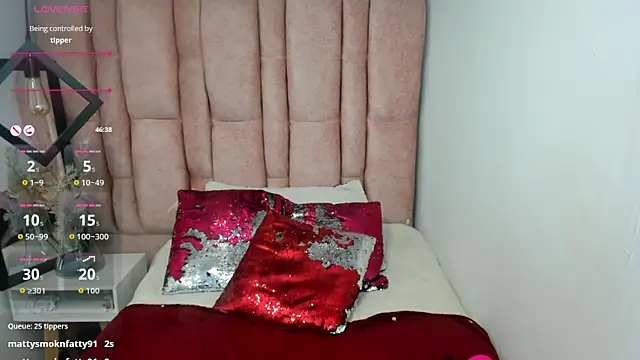 Issa_Milf__ webcam